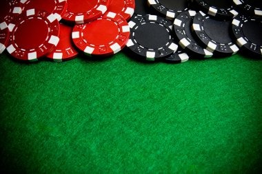 Texas Poker betting interface and chip stack display on gudang4d login